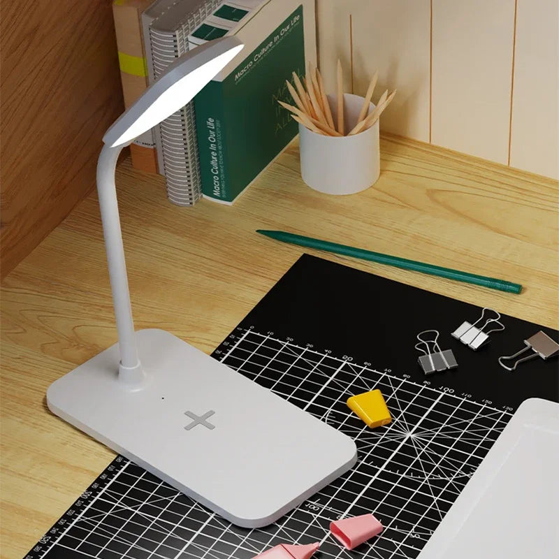 Luminária de Mesa LED com Carregador Sem Fio