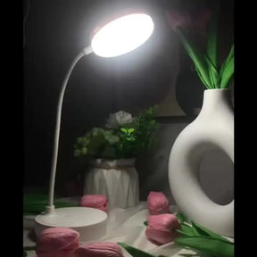 Luminária de Mesa LED com USB – Toque de Luz Ajustável